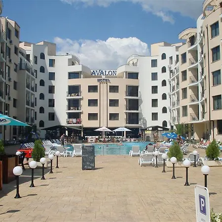 Avalon ساني بيتش