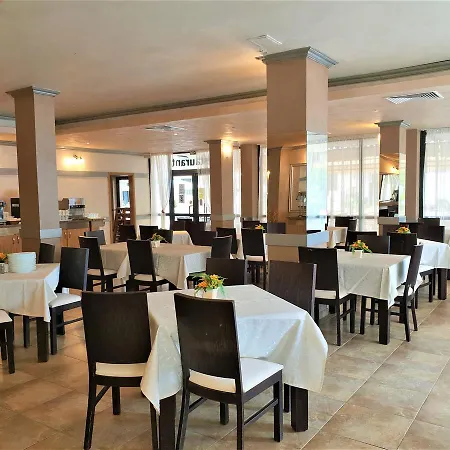 Ξενοδοχείο Avalon 3*