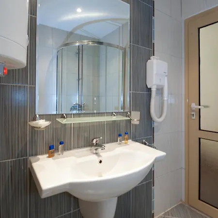 Avalon 3* Sluneční pobřeží