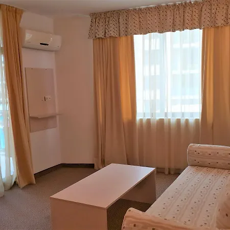 Hotel Avalon 3*