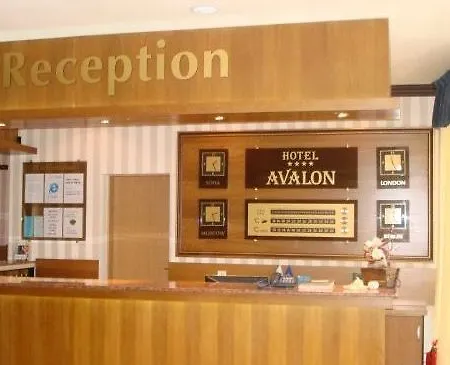 Hotel Avalon